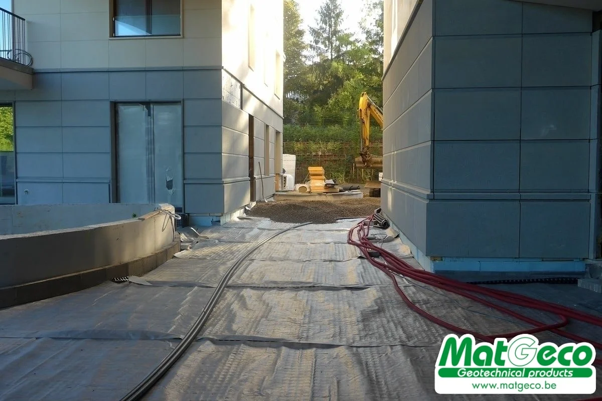 MatGeco - DrainoTech G20 géocomposite de drainage et rétention d'eau pour toiture verte intensive ou extensive