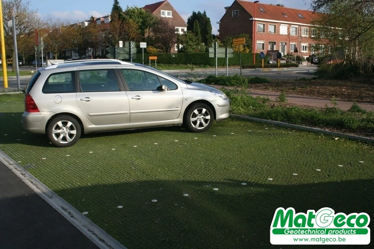 RitterDal gras de grasplaat is geschikt voor parkings, opritten voor garages, brandweerwegen, campings, enz- MatGeco