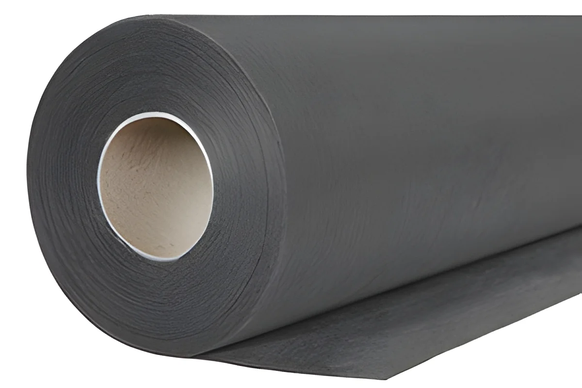 Rouleau d'Envitex Oil 4, le géotextile dépolluant performant et innovant disponible chez MatGeco
