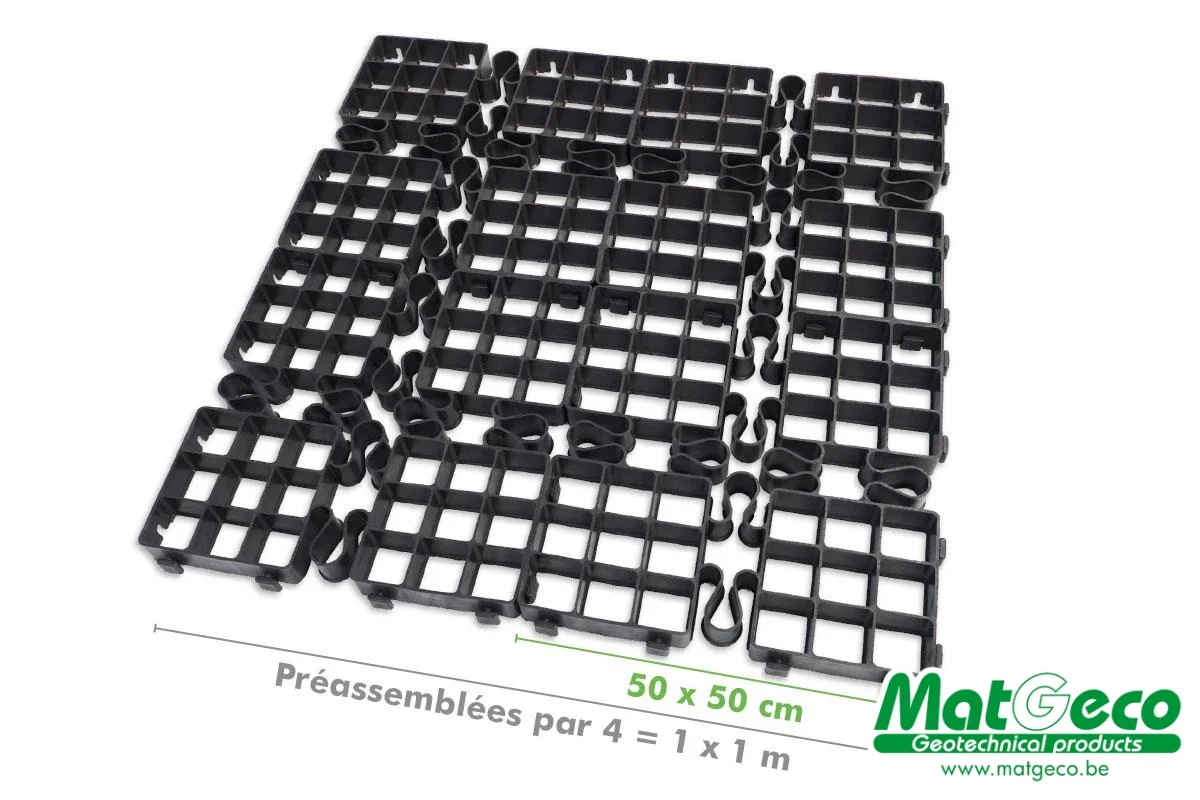 La dalle gazon GeoDal 50 est préassemblée par 4 pour former une surface de 1 m²