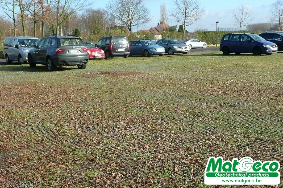 Een herburikbare grasraster ideaal voor tuinfeesten, tijdelijke parkings, openluchtsevenementen, enz