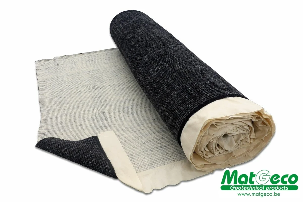 RoofDrain ST12 matelas drainant multi-fonction : protection mécanique et rétention d'eau pour toitures vertes